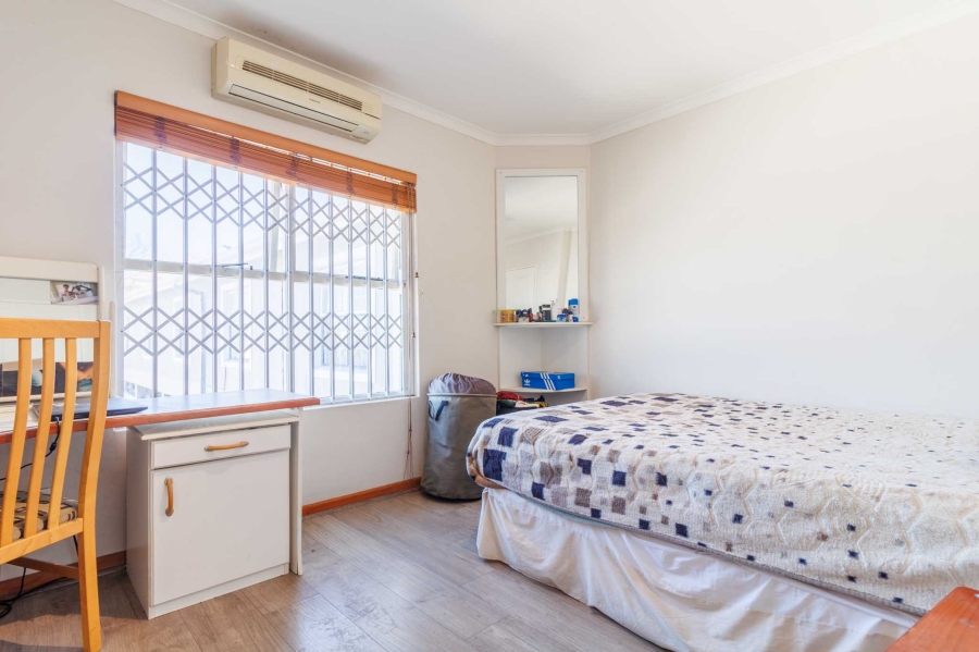 2 Bedroom Property for Sale in Rondebosch Western Cape